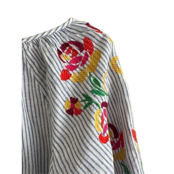 New Chelsea & Theodore Blue Chambray Stripe Embroidered White Top linen blend Wo - Picture 6 of 11